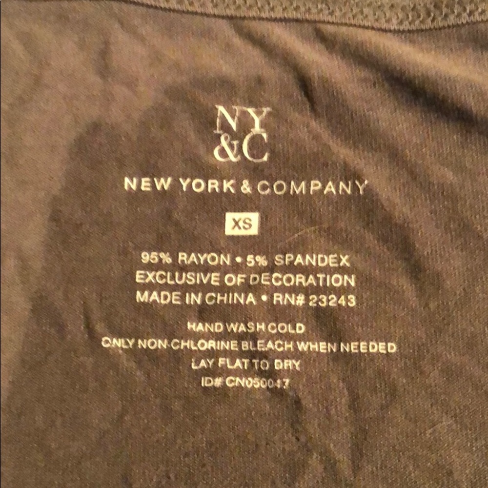 Tank top - Picture 2 of 3